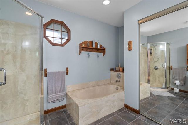 5 Wolf Creek Court, St Peters, MO 63376