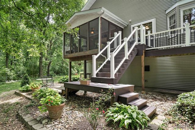 5 Wolf Creek Court, St Peters, MO 63376