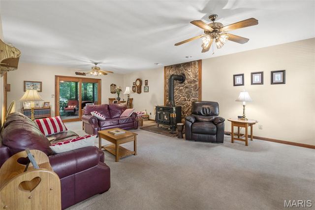 5 Wolf Creek Court, St Peters, MO 63376