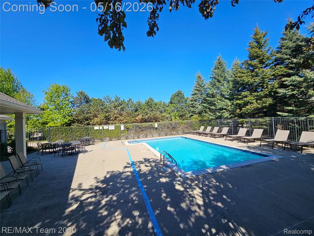 16792 Lyonhurst Circle, Northville Township, MI 48168