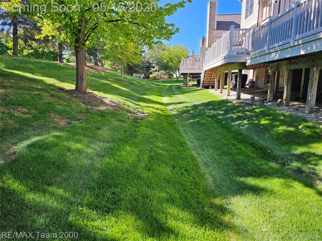 16792 Lyonhurst Circle, Northville Township, MI 48168