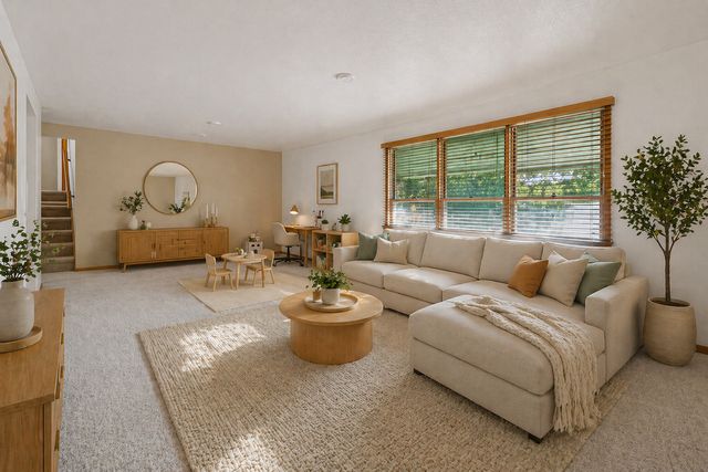 2807 Edgewood Drive N, Fargo, ND 58102