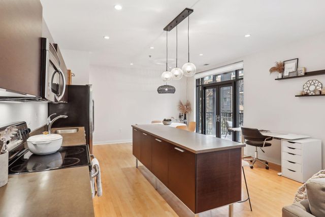 3116 W Lake Street 217, Minneapolis, MN 55416