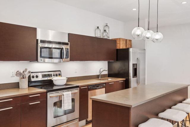 3116 W Lake Street 217, Minneapolis, MN 55416