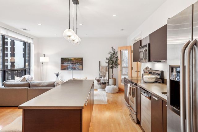 3116 W Lake Street 217, Minneapolis, MN 55416