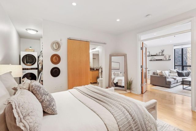 3116 W Lake Street 217, Minneapolis, MN 55416