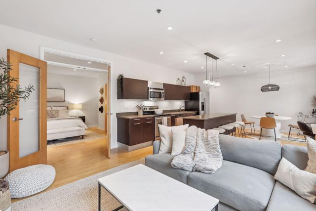 3116 W Lake Street 217, Minneapolis, MN 55416