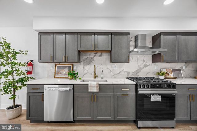 2204 NEW ALBANY RD, Cinnaminson, NJ 08077