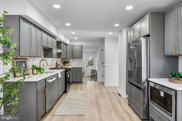 2204 NEW ALBANY RD, Cinnaminson, NJ 08077