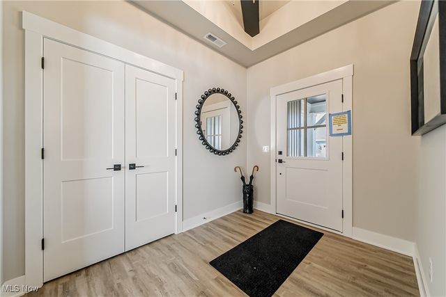 5302 Charlotte's Way SL33, Sheffield Village, OH 44035