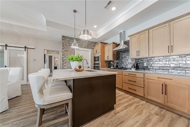 5302 Charlotte's Way SL33, Sheffield Village, OH 44035