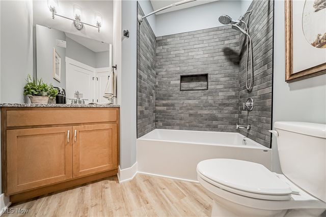 5302 Charlotte's Way SL33, Sheffield Village, OH 44035