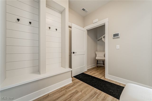 5302 Charlotte's Way SL33, Sheffield Village, OH 44035