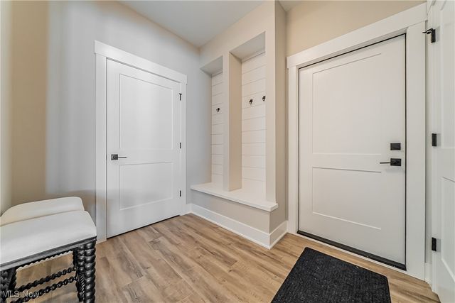 5302 Charlotte's Way SL33, Sheffield Village, OH 44035