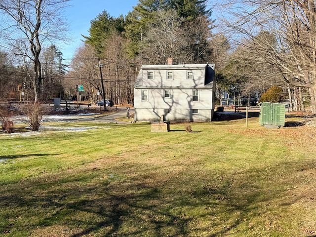 192 Concord Rd, Lincoln, MA 01773