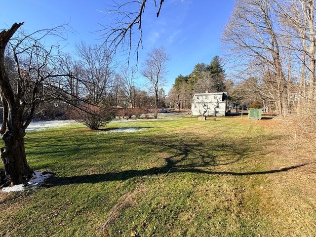 192 Concord Rd, Lincoln, MA 01773