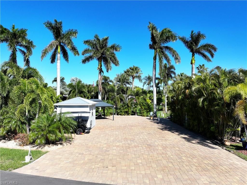 5861 Maplewood CT, FORT MYERS, FL 33905 — exterior