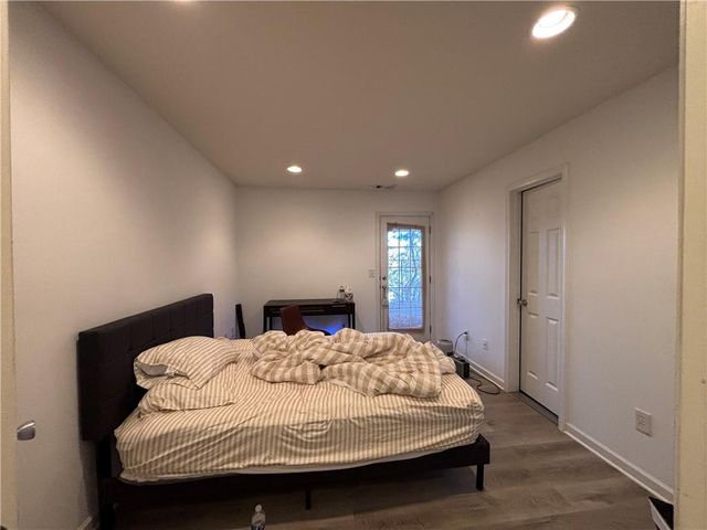 1161 Liberty Parkway NW, Atlanta, GA 30318