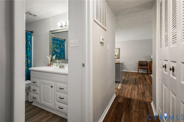 13715 Sutters Mill Cir, Midlothian, VA 23112