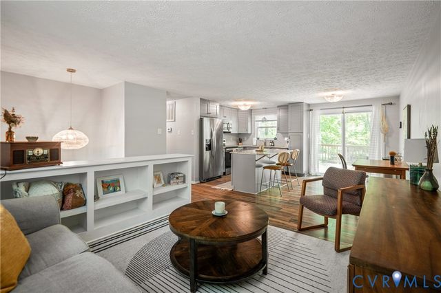 13715 Sutters Mill Cir, Midlothian, VA 23112