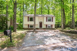 13715 Sutters Mill Cir, Midlothian, VA 23112