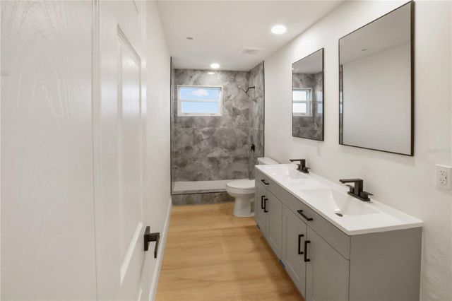 3141 IRVING STREET, Sarasota, FL 34237