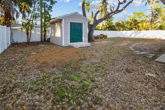 3141 IRVING STREET, Sarasota, FL 34237