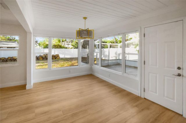 3141 IRVING STREET, Sarasota, FL 34237