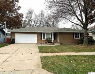 301 Rose Avenue, Yutan, NE 68073