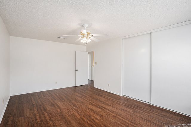 8302 Parry Path, Converse, TX 78109