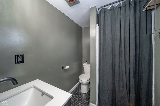 8581 N 300 W, Fortville, IN 46040