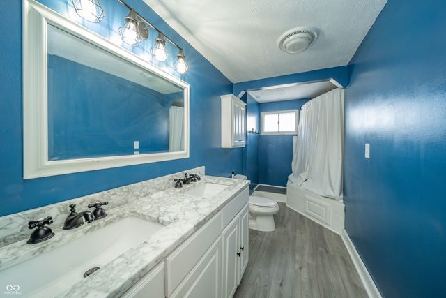 8581 N 300 W, Fortville, IN 46040