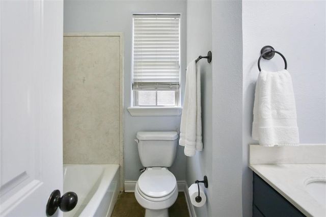 3622 Salene Street, Lake Charles, LA 70605