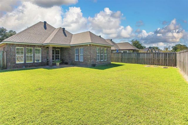 3622 Salene Street, Lake Charles, LA 70605