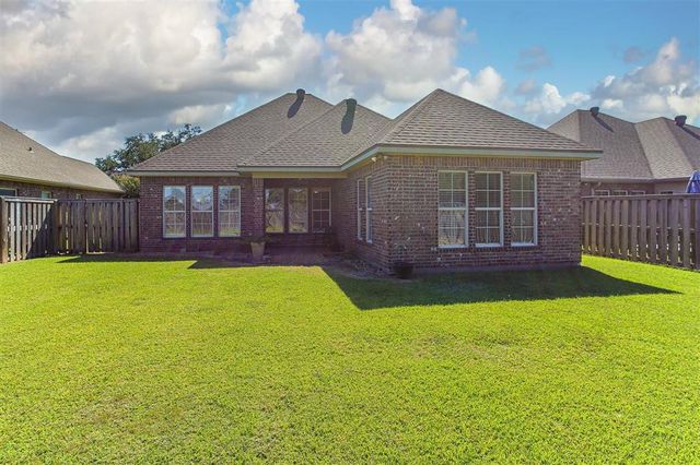 3622 Salene Street, Lake Charles, LA 70605