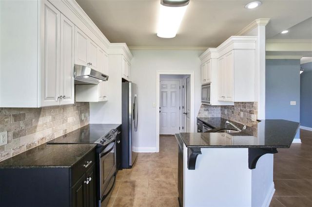 3622 Salene Street, Lake Charles, LA 70605