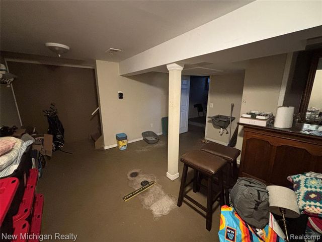 16974 Kingsbrooke Drive, Clinton Township, MI 48038