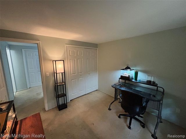 16974 Kingsbrooke Drive, Clinton Township, MI 48038