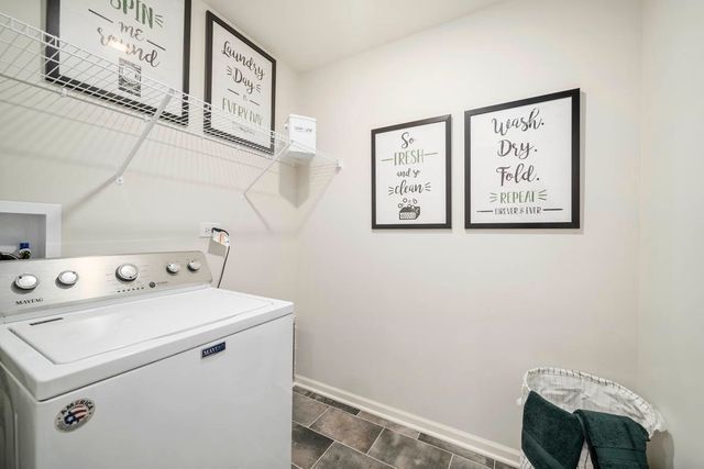 1302 Wake Robin Lane, Bartlett, IL 60103