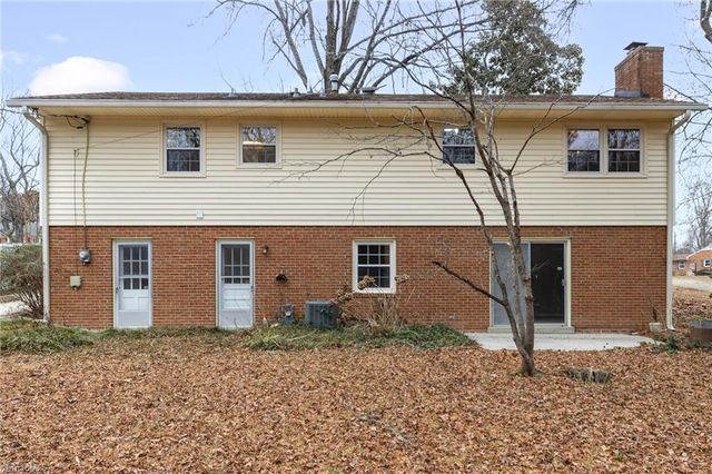 1703 Gracewood Drive, Greensboro, NC 27408