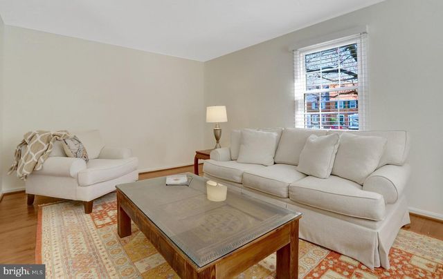 2660 CENTENNIAL CT, Alexandria, VA 22311