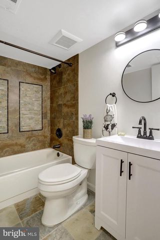 2660 CENTENNIAL CT, Alexandria, VA 22311