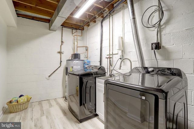 2660 CENTENNIAL CT, Alexandria, VA 22311