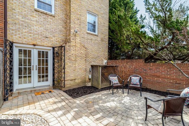 2660 CENTENNIAL CT, Alexandria, VA 22311