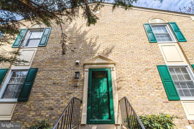 2660 CENTENNIAL CT, Alexandria, VA 22311