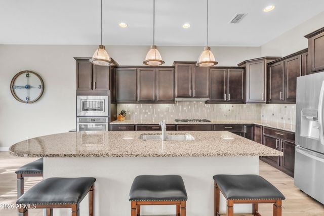 26801 N 11th Drive, Phoenix, AZ 85085