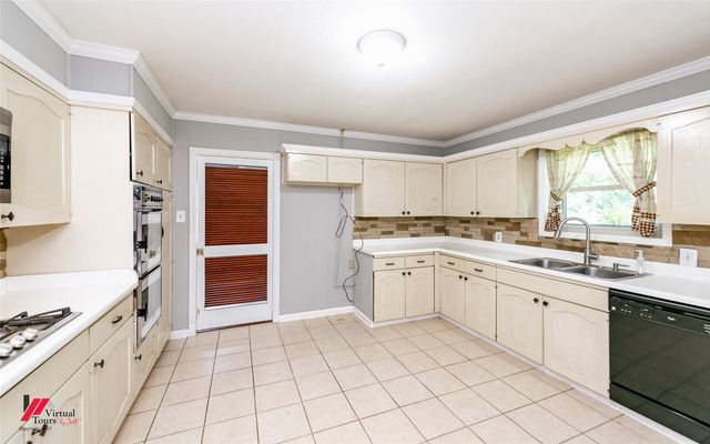 5036 Asaff Avenue, Shreveport, LA 71107