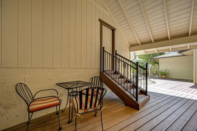 13894 Hemlock Dr, Penn Valley, CA 95946