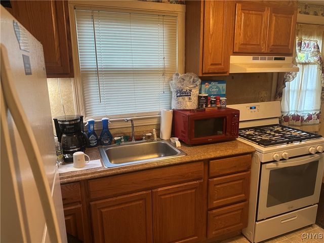 107 Douglas Avenue, Salina, NY 13088