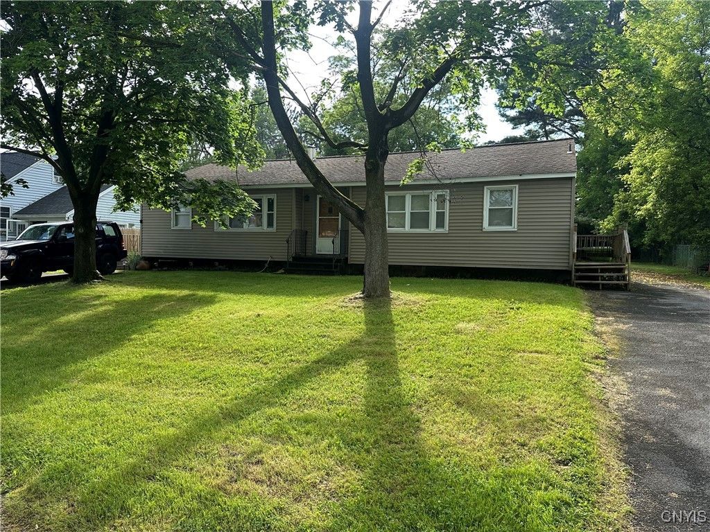 107 Douglas Avenue, Salina, NY 13088